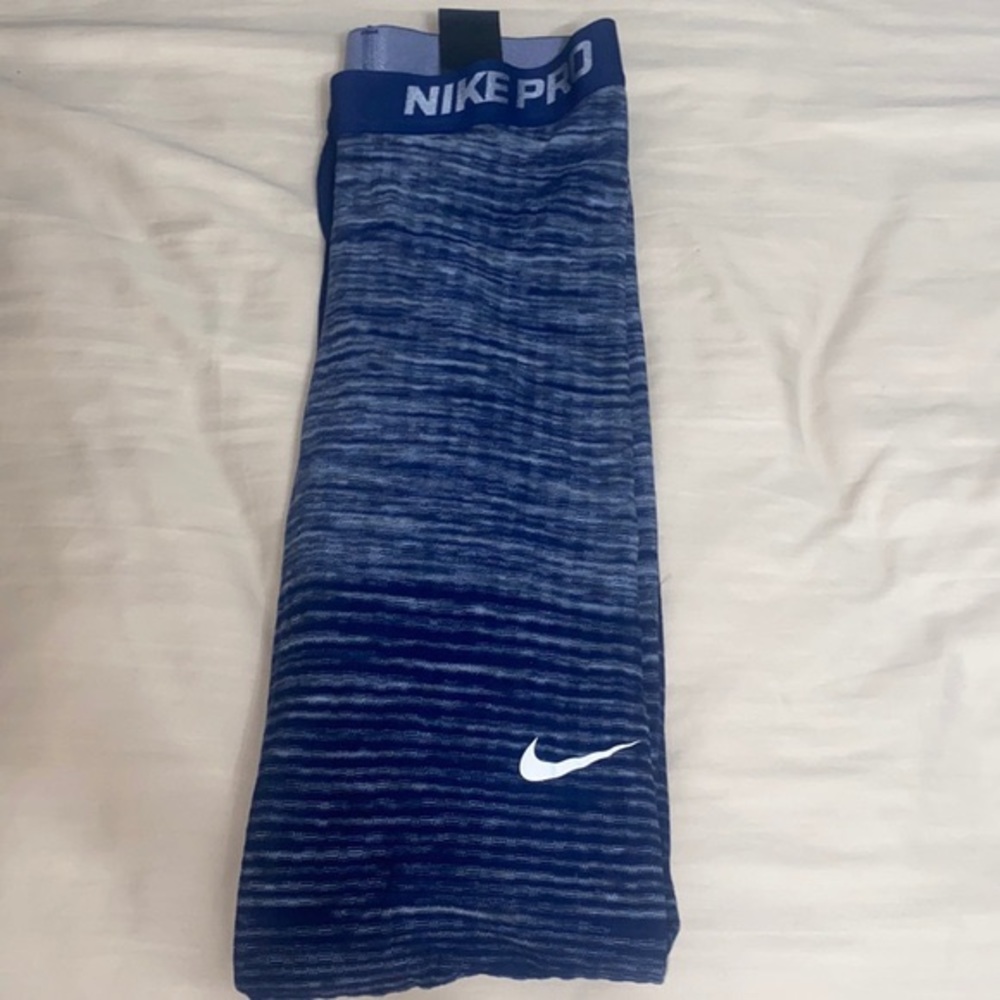 NikePro Hyper-warm leggings